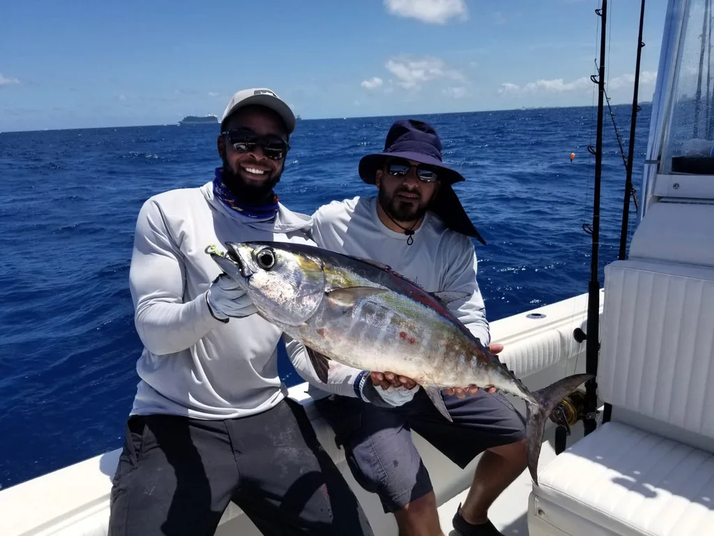Offshore Fishing Charters on the 32 Contender out of Fort Lauderdale