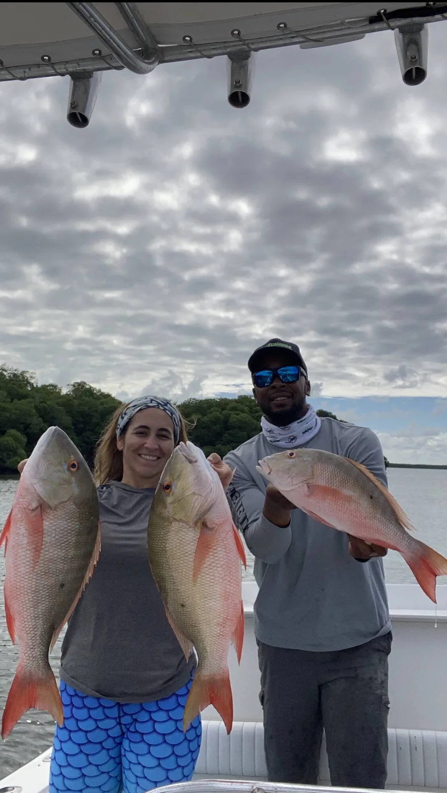 Bottom Fishing Charters on the 32 Contender out of Fort Lauderdale